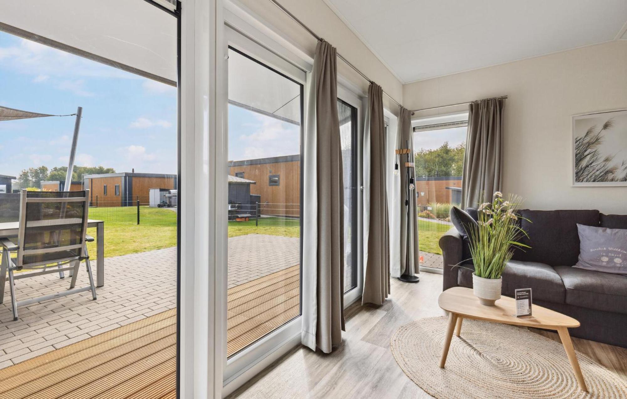 2 Bedroom Beautiful Home In Suesel Susel Buitenkant foto